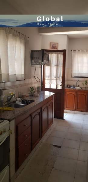 Casa Tipo Triplex Calle Fotherigham Al 600, Neuquén Capital Patagonia Argentina — foto 8