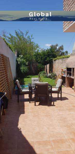 Casa Tipo Triplex Calle Fotherigham Al 600, Neuquén Capital Patagonia Argentina — foto 9