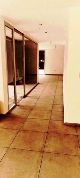 En Pinamar Local en Alquiler. Apto Profesional. Zona Centro. — foto 8
