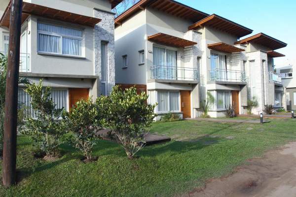 Valeria del Mar | Duplex VS