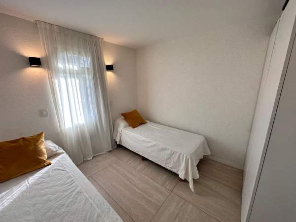En Cariló | Casa de Piedra (a pasos del mar!!) — foto 12